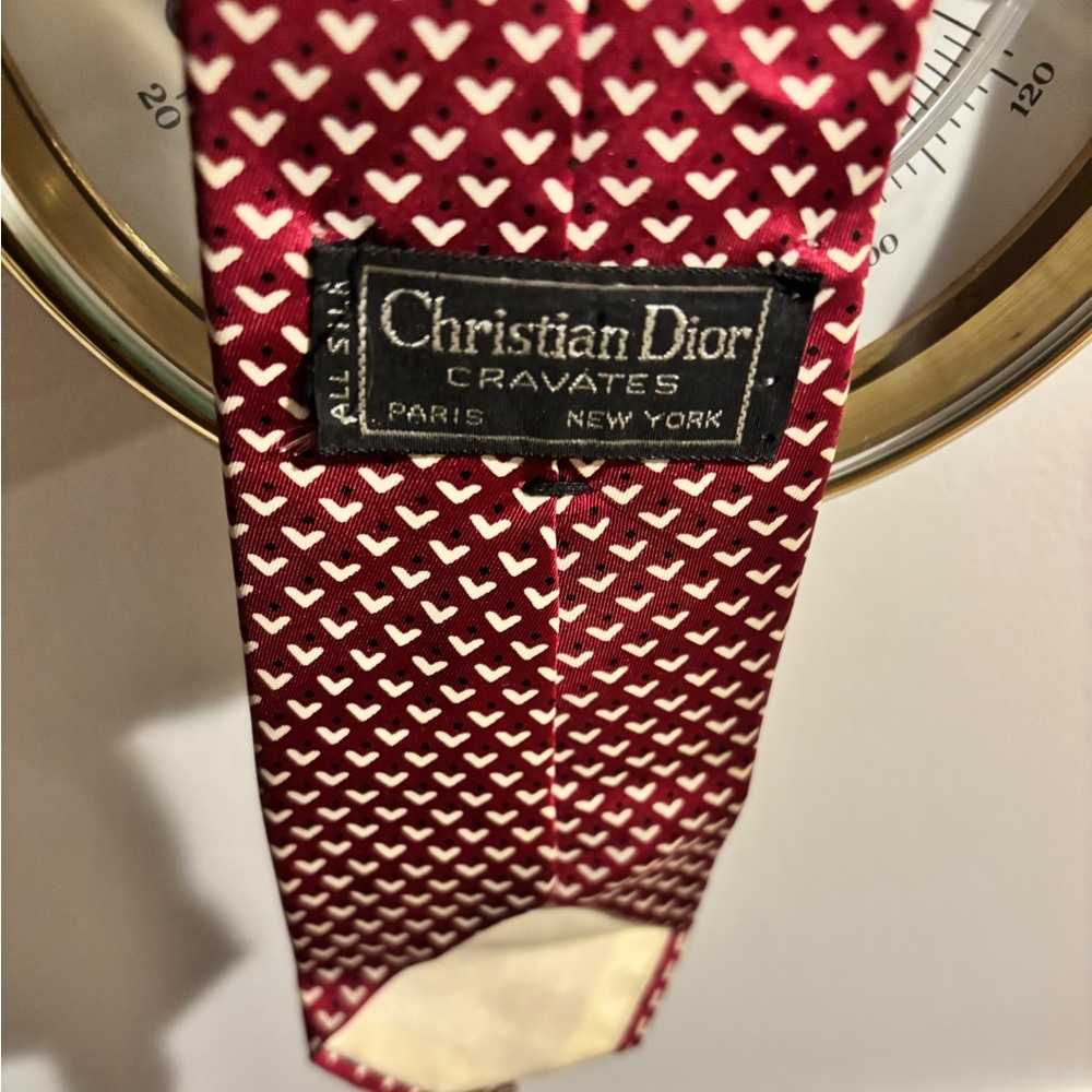 Dior Burgundy Heart Motif silk VTG Tie - Picture 1 of 7